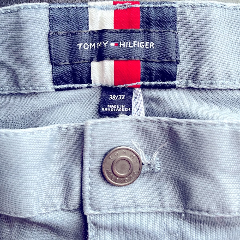 Tommy Hilfiger Men’s Chino Pants - Picture 3 of 3